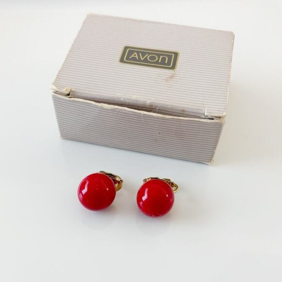 Vintage Avon Port of Call Clip On Earrings Red WITH BOX - Picture 2 of 11